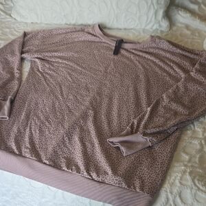 Mondetta Light Sweatshirt - Medium